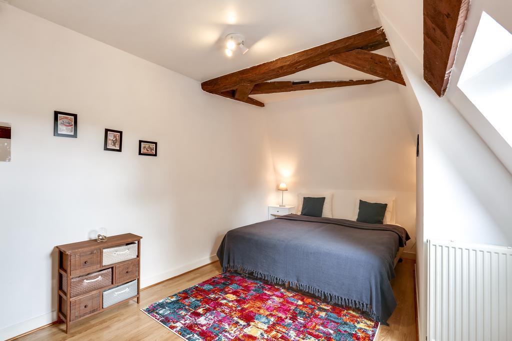 Chateau Turgot Gites Bons-Tassily Εξωτερικό φωτογραφία