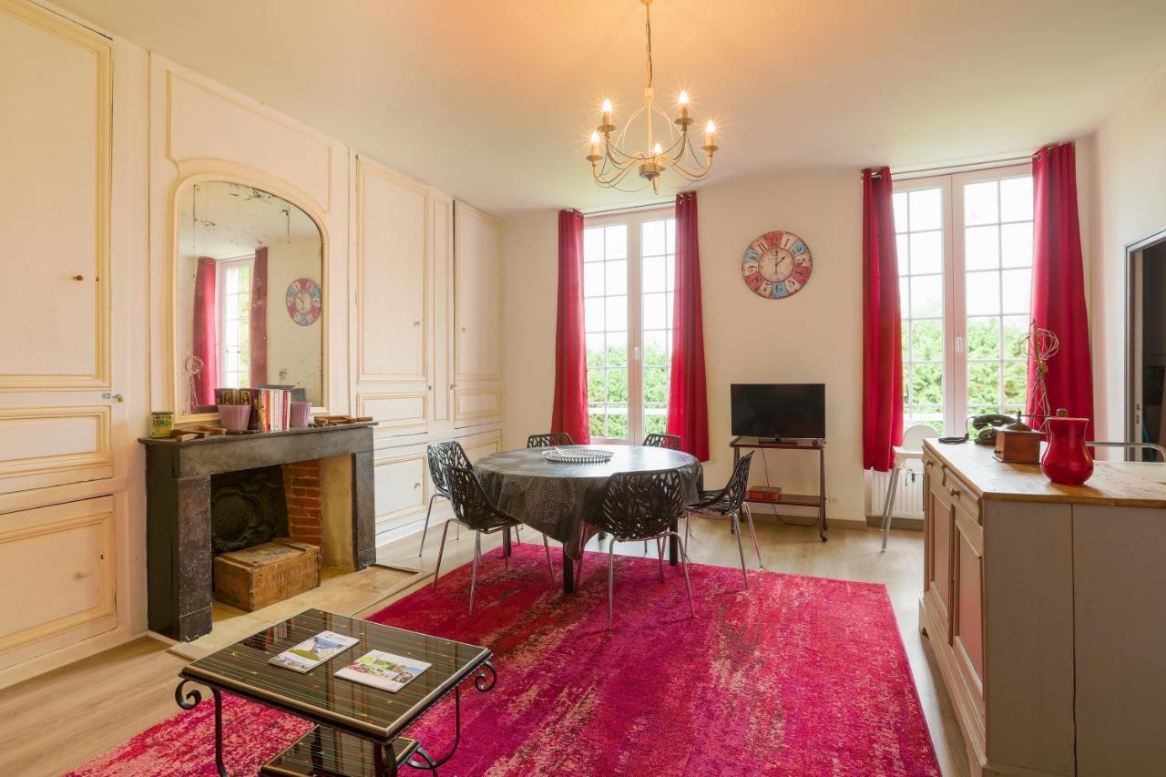Chateau Turgot Gites Bons-Tassily Εξωτερικό φωτογραφία